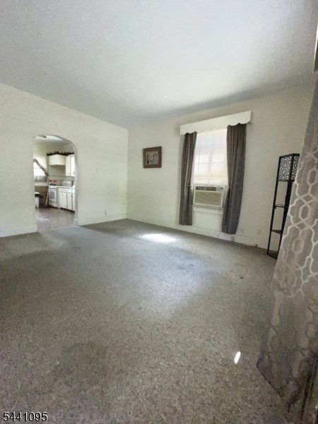 16 Jackson Ave Property Photo 6