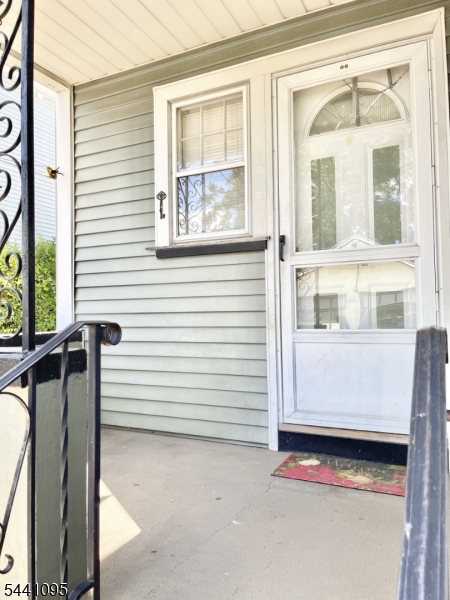 16 Jackson Ave Property Photo 15