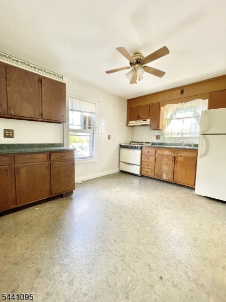 16 Jackson Ave Property Photo 17