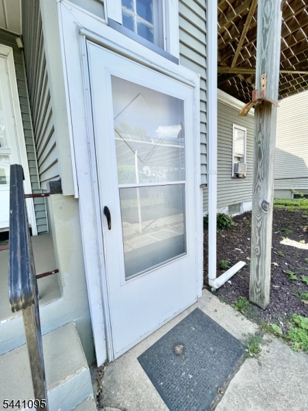 16 Jackson Ave Property Photo 29