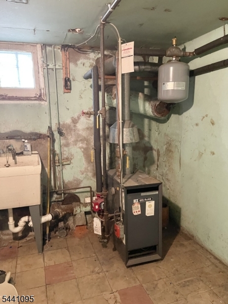 16 Jackson Ave Property Photo 30