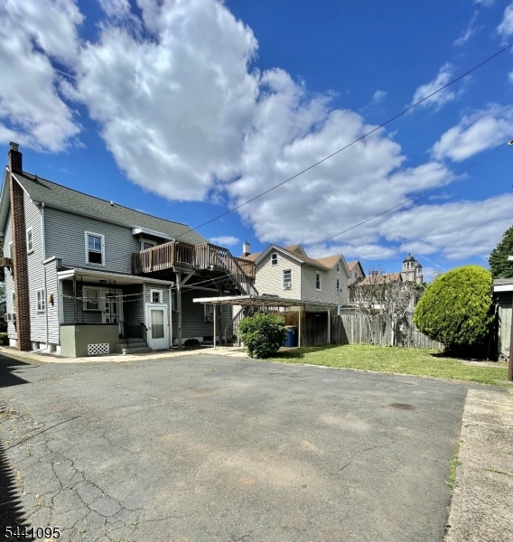 16 Jackson Ave Property Photo 37