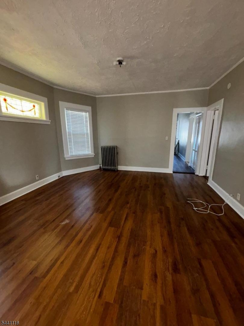 203 Lawrence St Property Photo 7