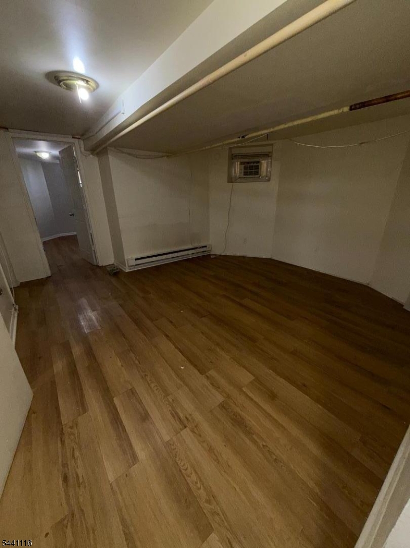 203 Lawrence St Property Photo 20