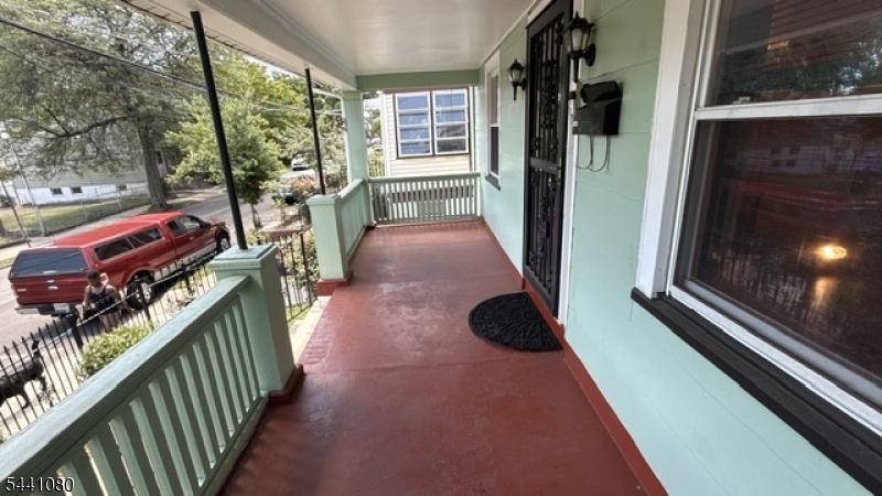 19 Mead St Property Photo 8