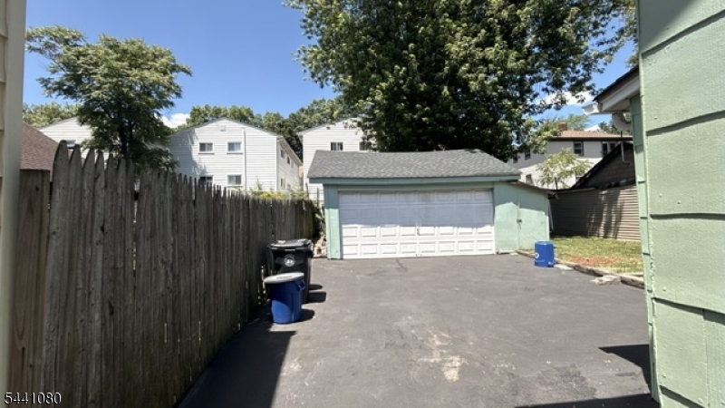 19 Mead St Property Photo 13