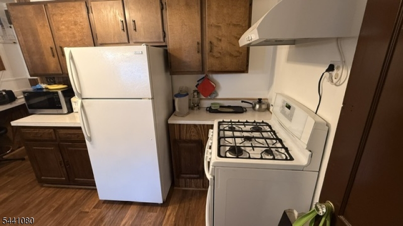 19 Mead St Property Photo 15