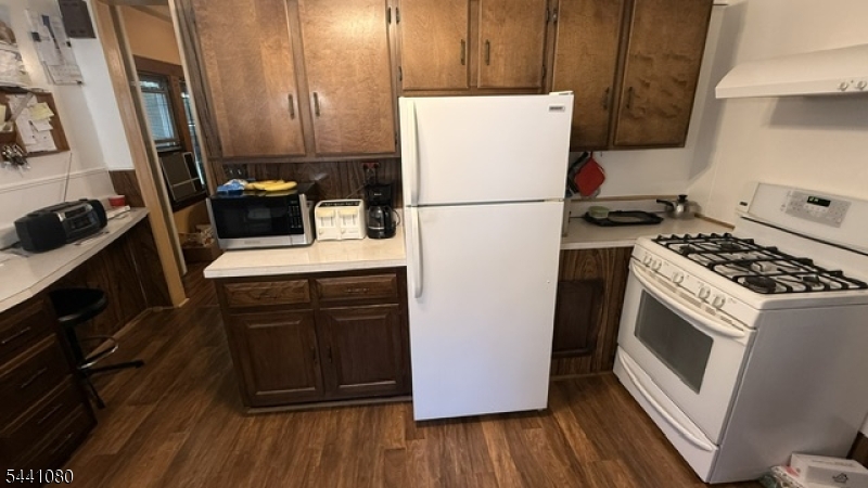 19 Mead St Property Photo 16
