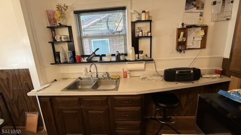 19 Mead St Property Photo 18