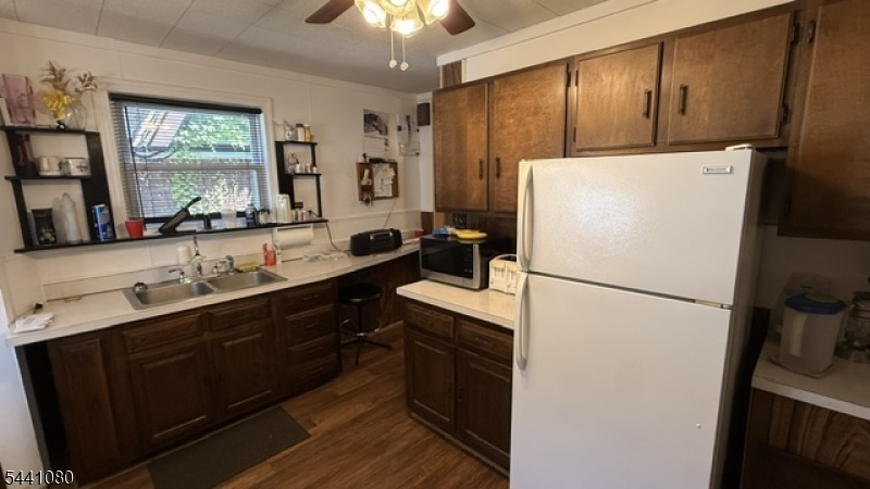 19 Mead St Property Photo 19