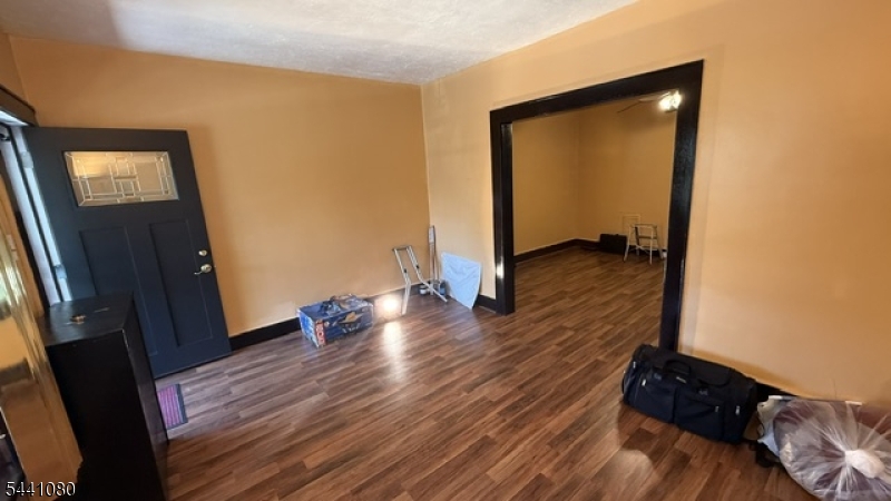 19 Mead St Property Photo 27