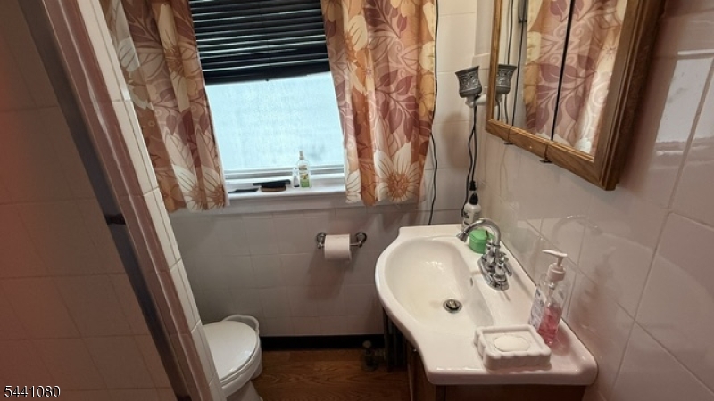 19 Mead St Property Photo 36