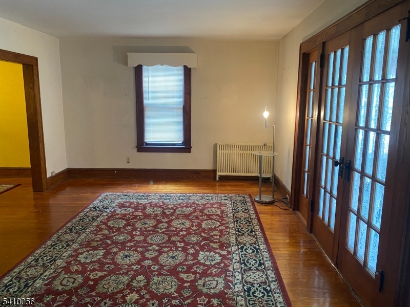 361 W 5th Ave Property Photo 7