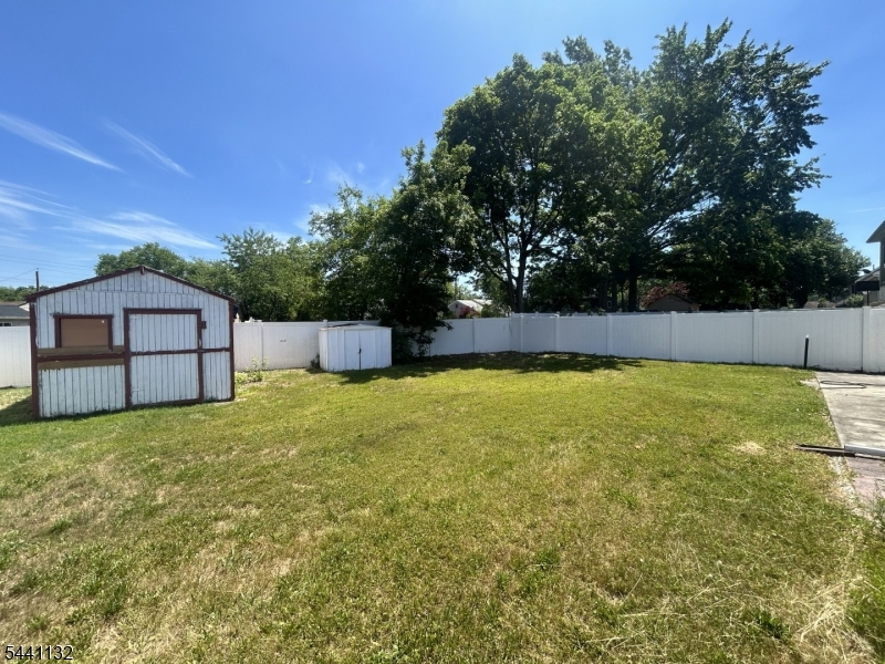 17 Raleigh Rd Property Photo 16