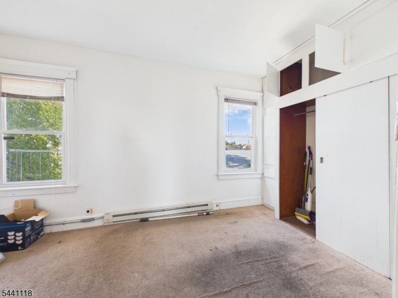 139 Fairview Ave Property Photo 10