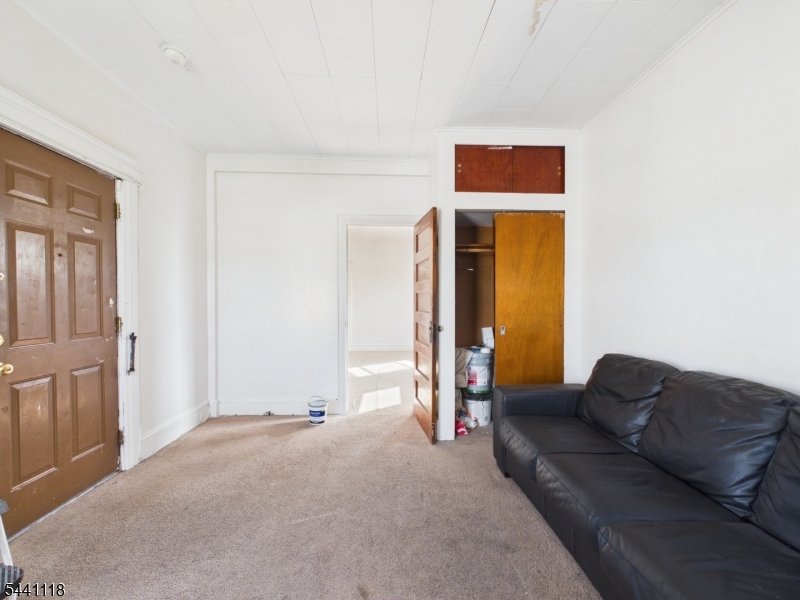 139 Fairview Ave Property Photo 21