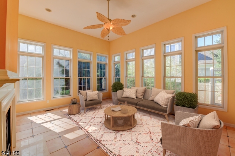 16 Commanders Ct Property Photo 20
