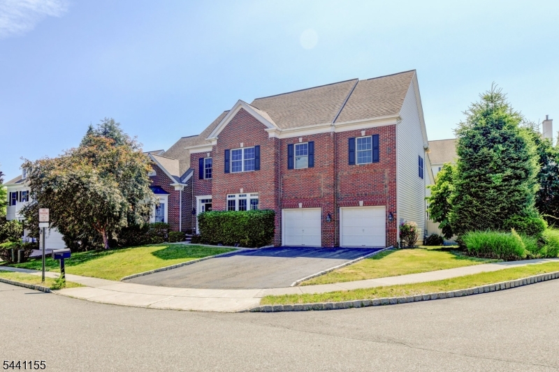 16 Commanders Ct Property Photo 45