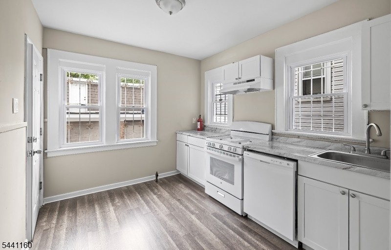 46 Headley Terrace Property Photo 6