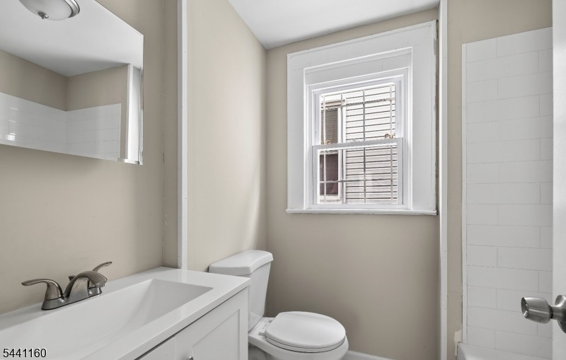 46 Headley Terrace Property Photo 7