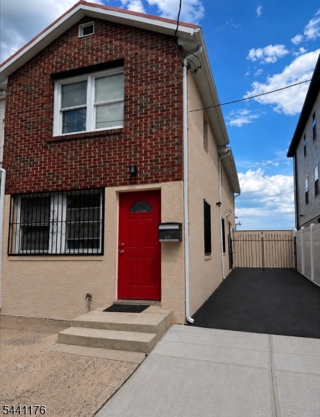 392 S 9th Street Property Photo 17