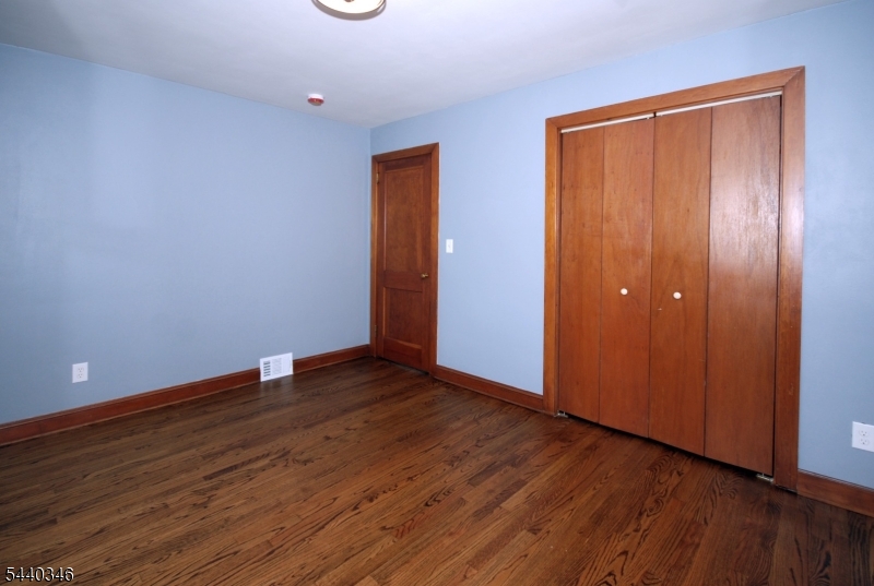 496 Franklin St Property Photo 30