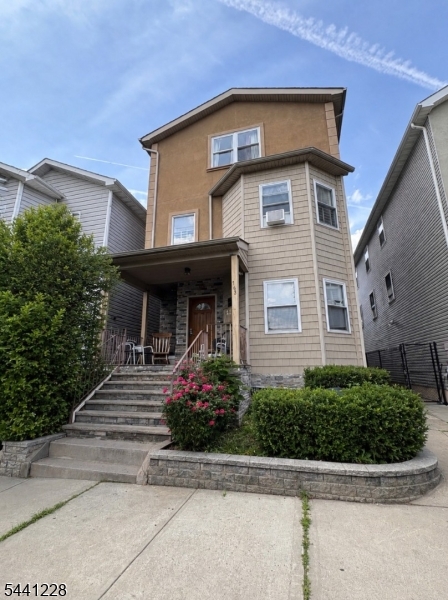 163 Fair St 3 Property Photo 1