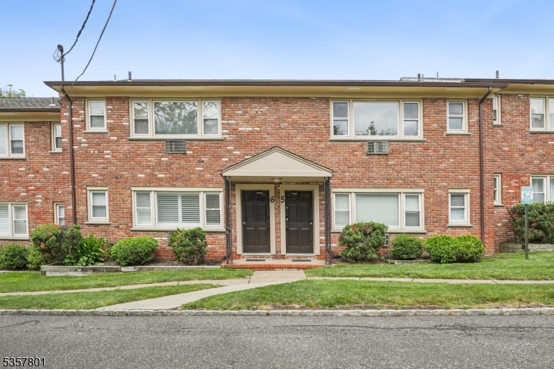 365 Bloomfield Ave Unit 6A 6A Property Photo 1