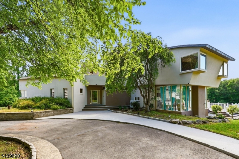 151 Bellvale Lakes Rd Property Photo 2