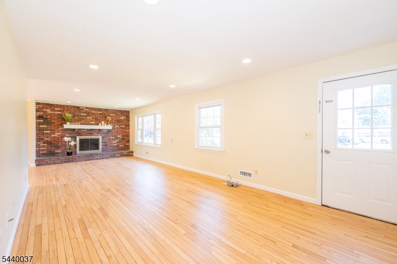 4 Van Duyne Ave Property Photo 7