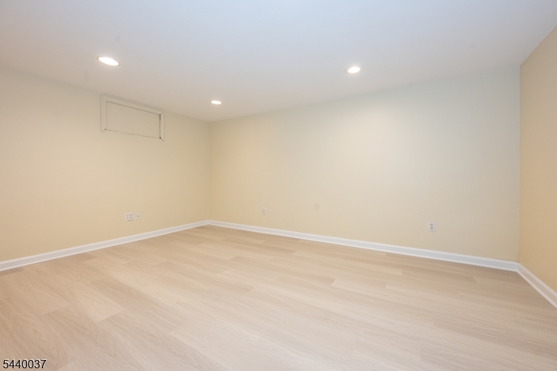 4 Van Duyne Ave Property Photo 28