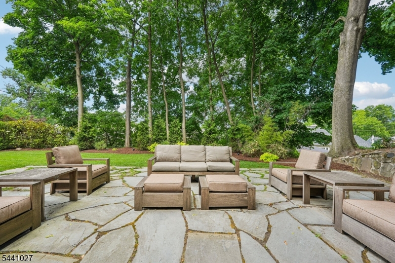 63 Ravine Ave Property Photo 43