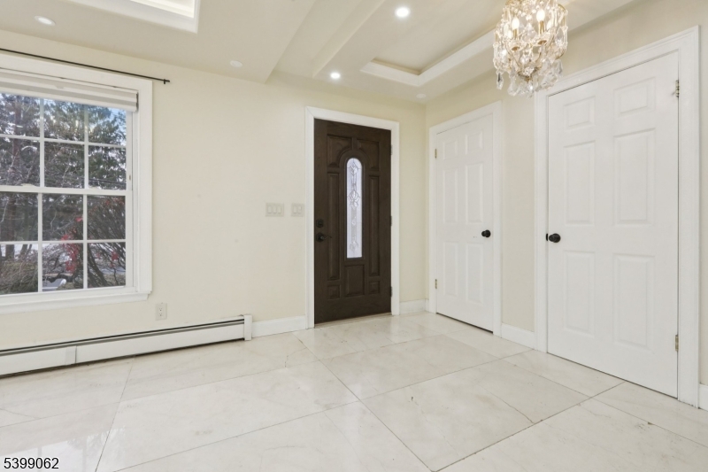 822 Pompton Ave 2 Property Photo 26