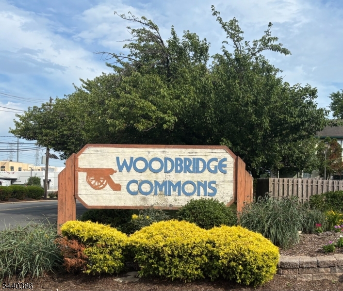 1104 Woodbridge Commons Way 1104