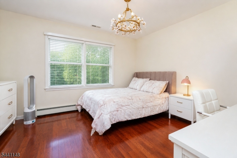 181 Berkley Ave Property Photo 26