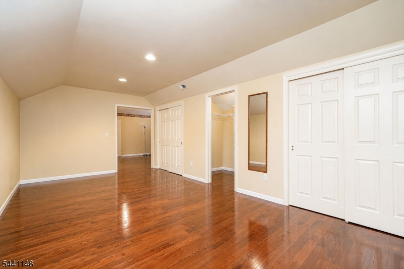 181 Berkley Ave Property Photo 34