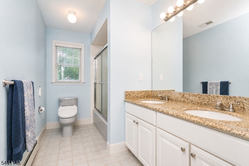 181 Berkley Ave Property Photo 36