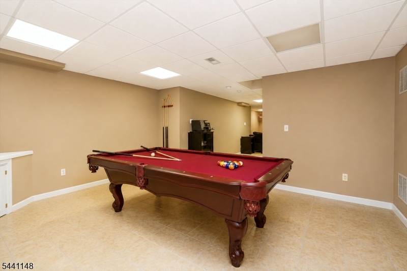 181 Berkley Ave Property Photo 40