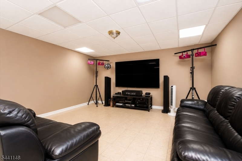 181 Berkley Ave Property Photo 44