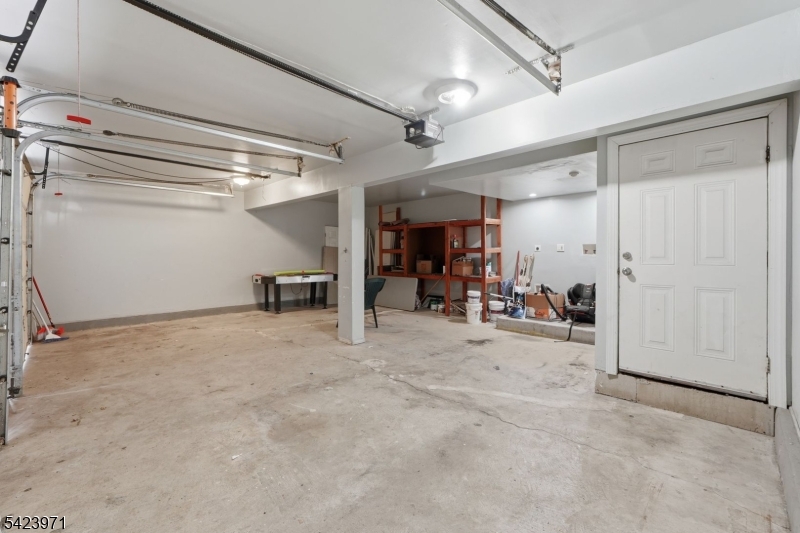 172 Carroll St Property Photo 14