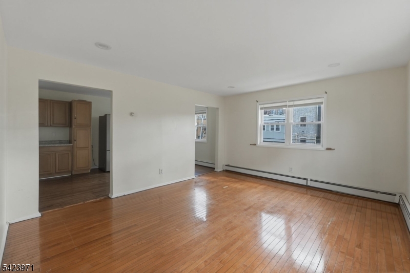 172 Carroll St Property Photo 17