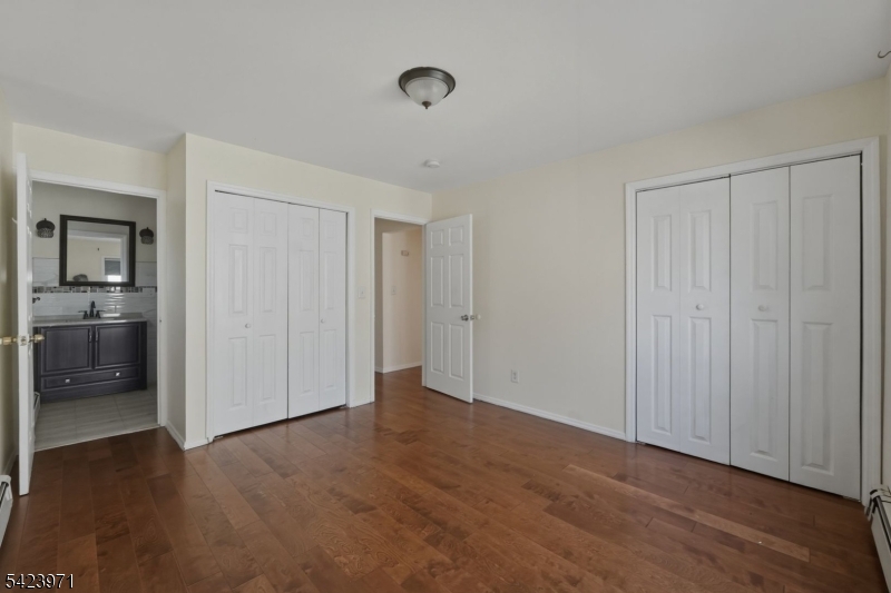 172 Carroll St Property Photo 30