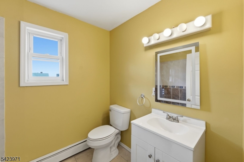 172 Carroll St Property Photo 39