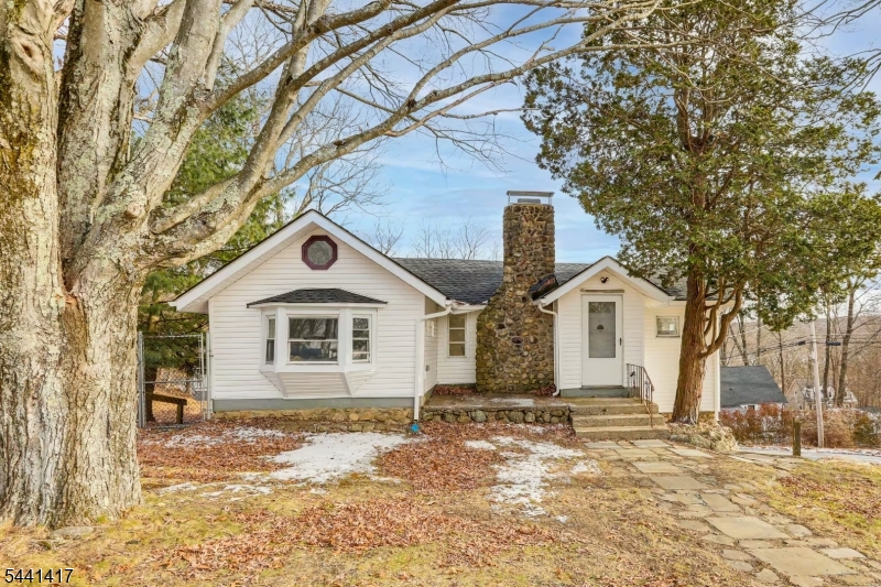 10 Ridge Rd Property Photo 1