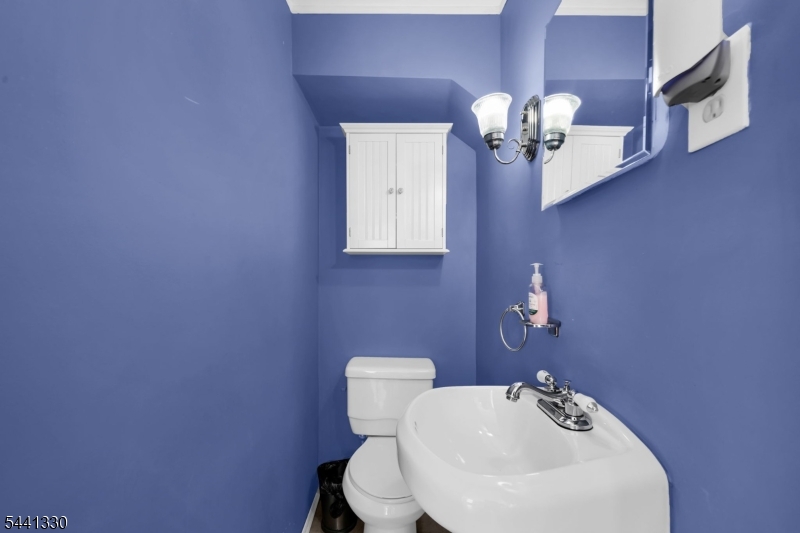 68 Birch St Property Photo 10