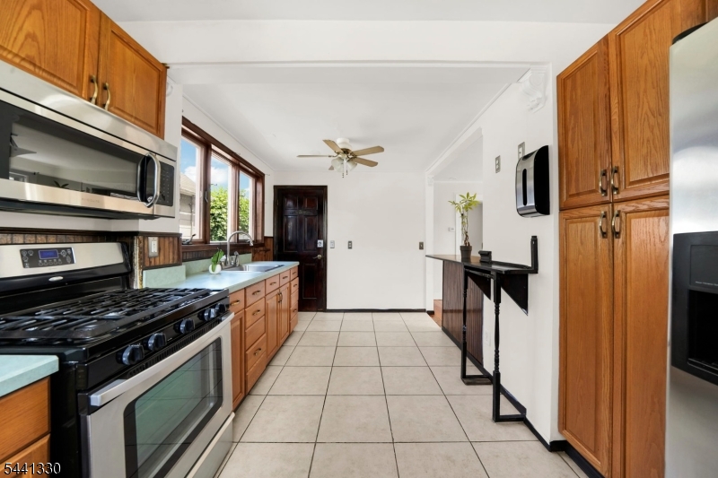 68 Birch St Property Photo 12