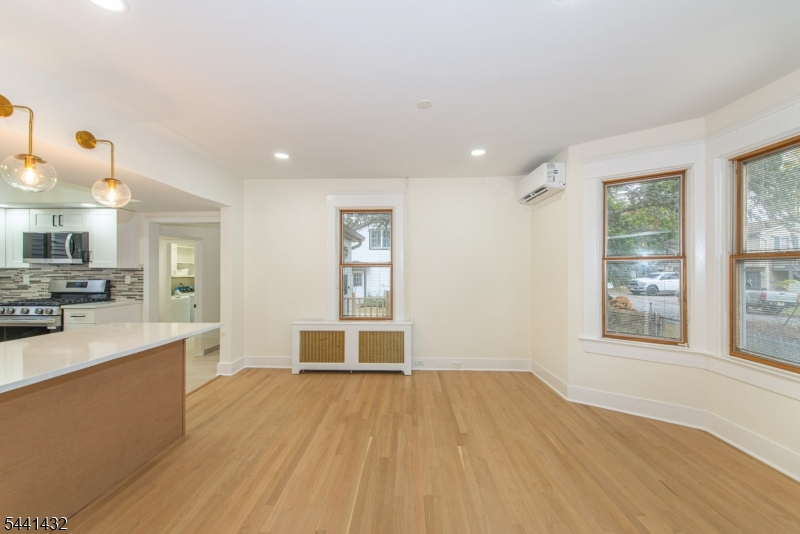 69 W Hanover Ave Property Photo 16