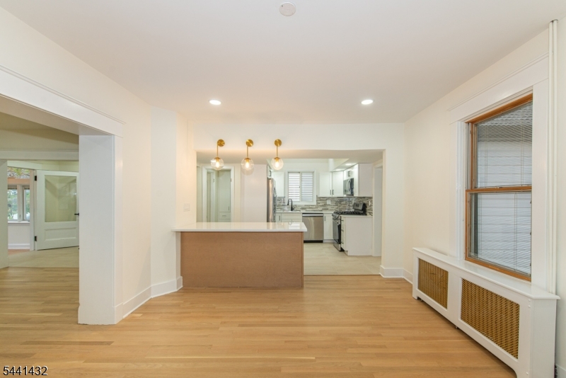 69 W Hanover Ave Property Photo 17