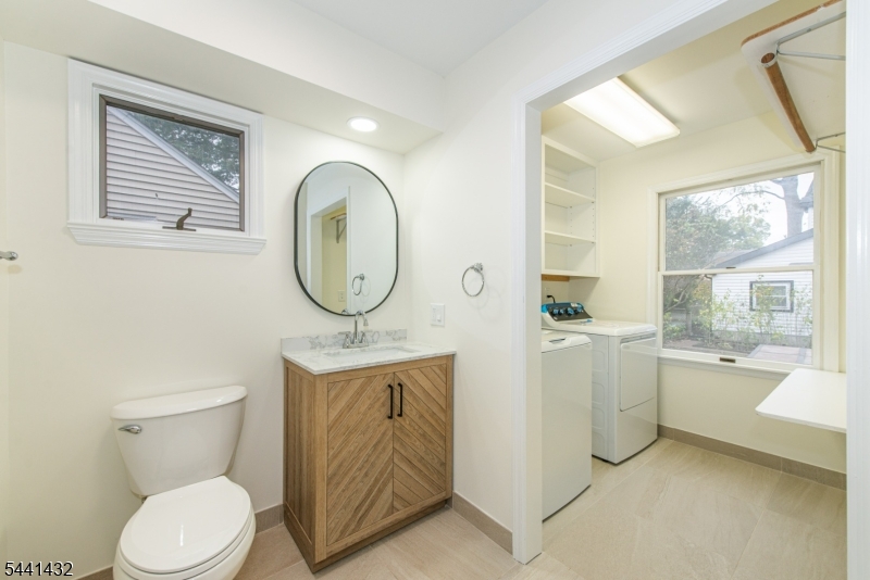 69 W Hanover Ave Property Photo 25