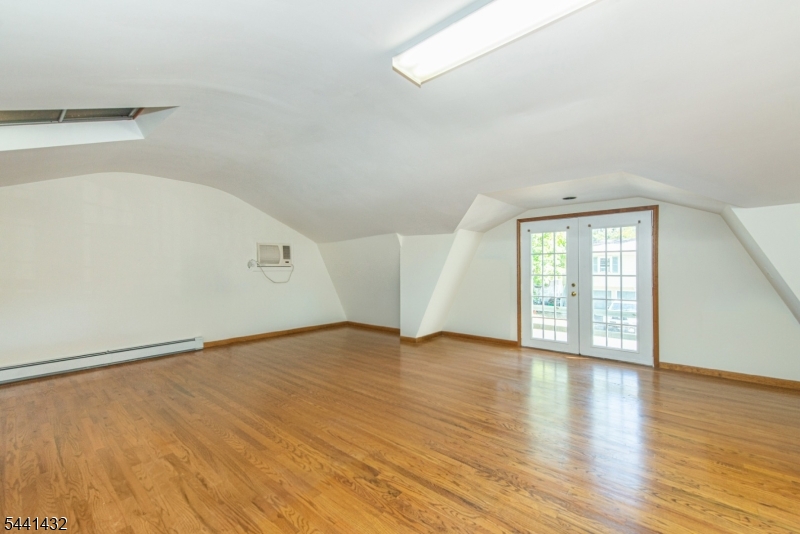 69 W Hanover Ave Property Photo 45
